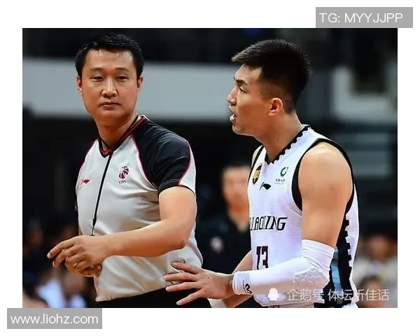 威科姆与布莱克浦激战正酣比分揭晓引发球迷热议 威科姆与布莱克浦激战正酣比分揭晓引发球迷热议