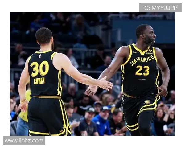 季后赛激战勇士对决火箭精彩直播全程回顾与分析