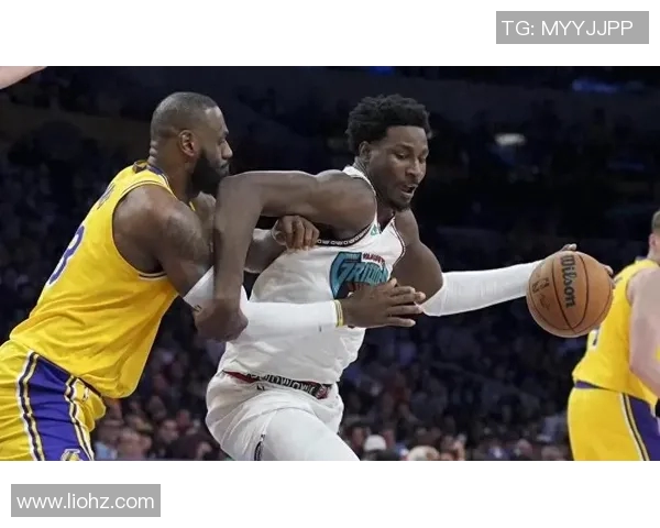 2007年湖人与灰熊的激烈对决回顾与精彩瞬间分析