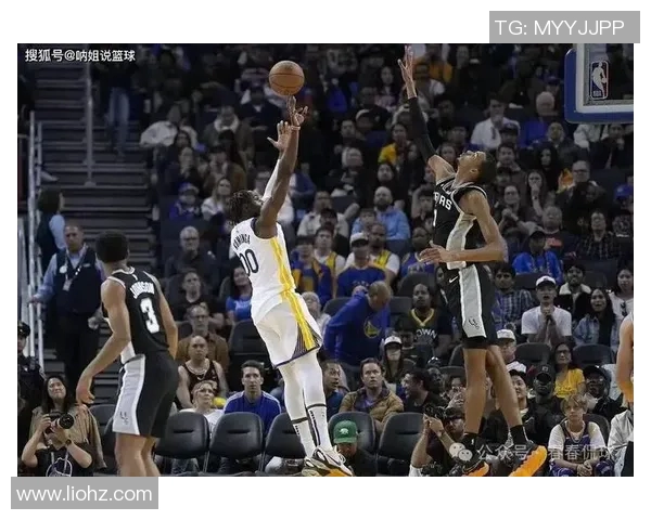 文班亚马新秀赛季表现惊艳场均数据引发全联盟关注 文班亚马新秀赛季表现惊艳场均数据引发全联盟关注