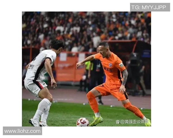 2020年国足与上港激战回顾：激情碰撞与未来展望的精彩瞬间