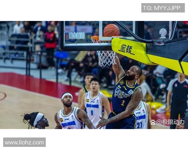 CBA新疆队与广州队精彩对决回放录像全程回顾与分析