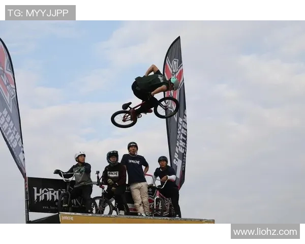 深圳极限运动队的速度挑战极限运动的魅力与激情 深圳极限运动队的速度挑战极限运动的魅力与激情