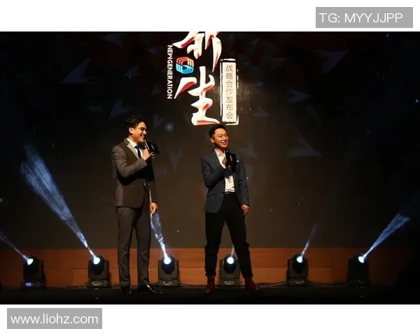 上海足球队焕发新生力量变革引发热议与期待